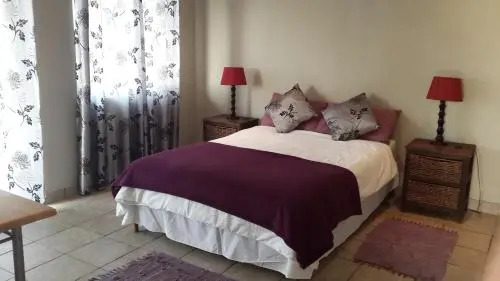 Khaya la Manzi