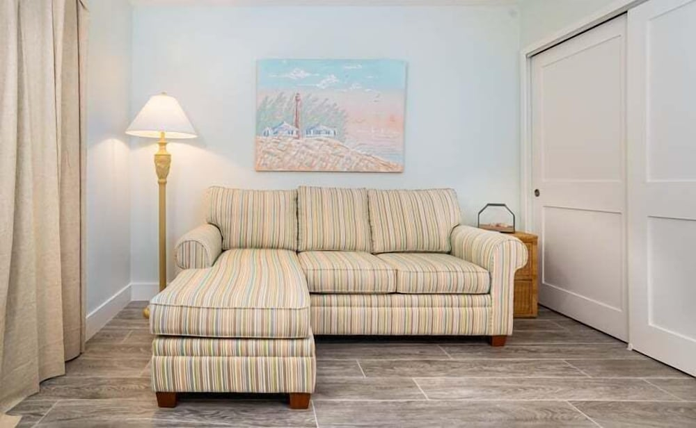 Lighthouse Point 222 3 Bedroom Condo