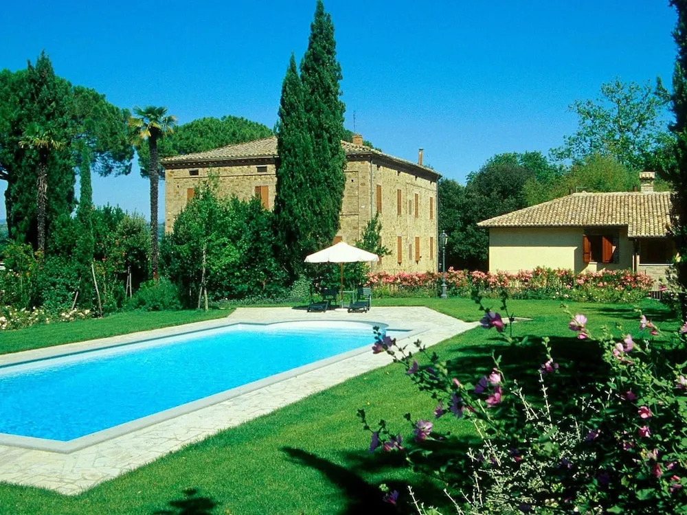 Apartment in Perugia With Pool & Terrace