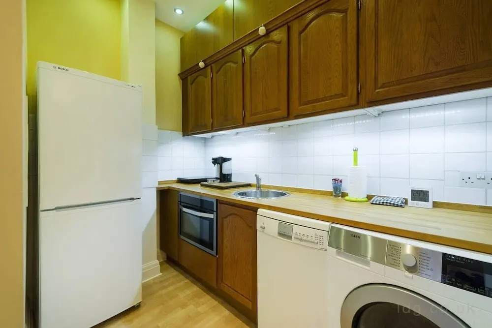 Traditional one Bedroom Apartment Close to Oxford Circus in Central London