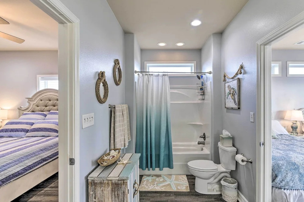 Group Getaway w/ Deck, Steps to Crystal Beach!