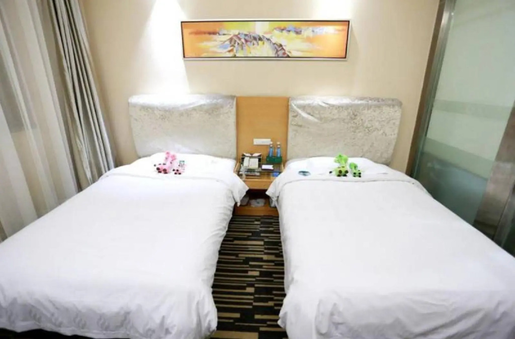 Xian Feilu Business Hotel