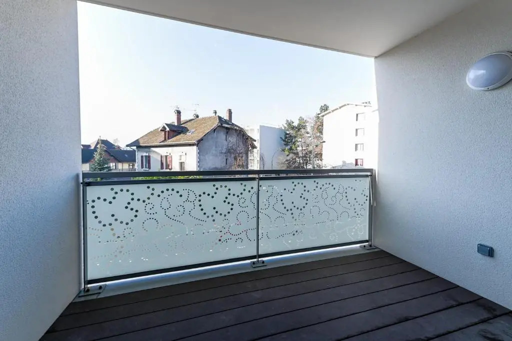 Stella Verde 3 - 2 rooms new with balcony & garage