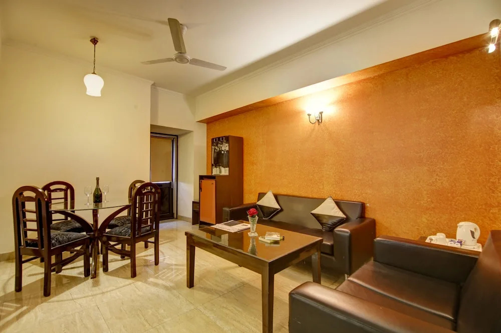 The Solace Hotel - Nehru Place