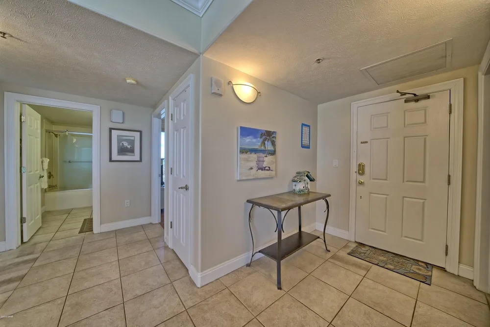 Gulf Crest Condominium #0507 - 3 Br Condo