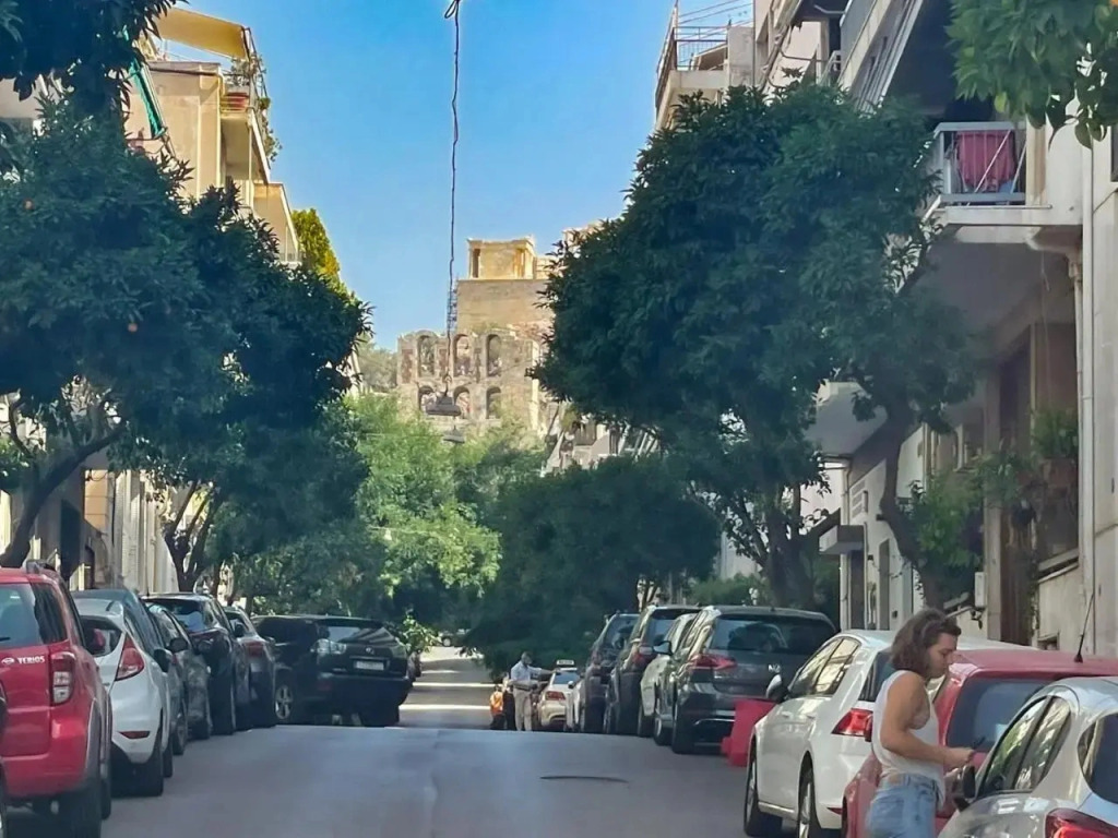 Athens cozy Studio 4 min walk to the Acropolis hil