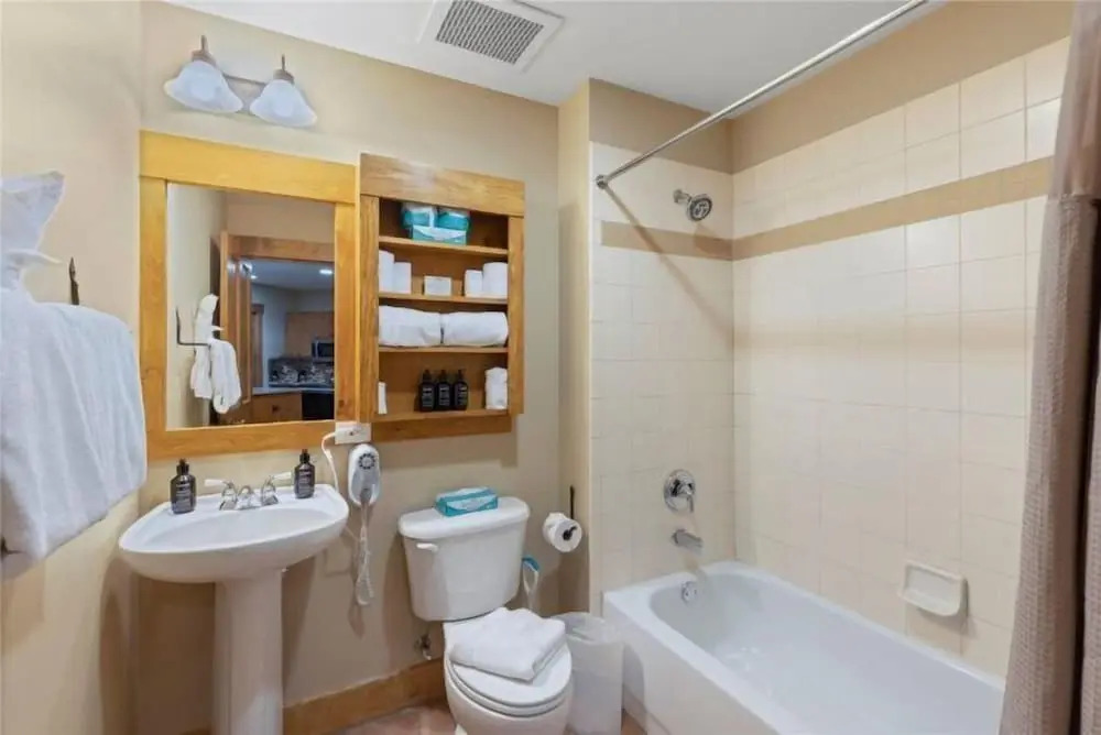 2 Bedroom Condo At The Springs In River Run Village