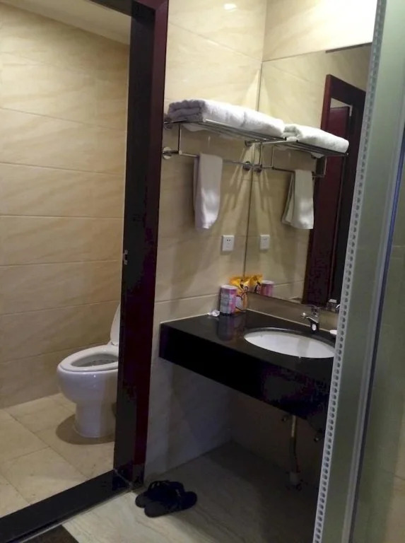 Dongshen Business Hotel