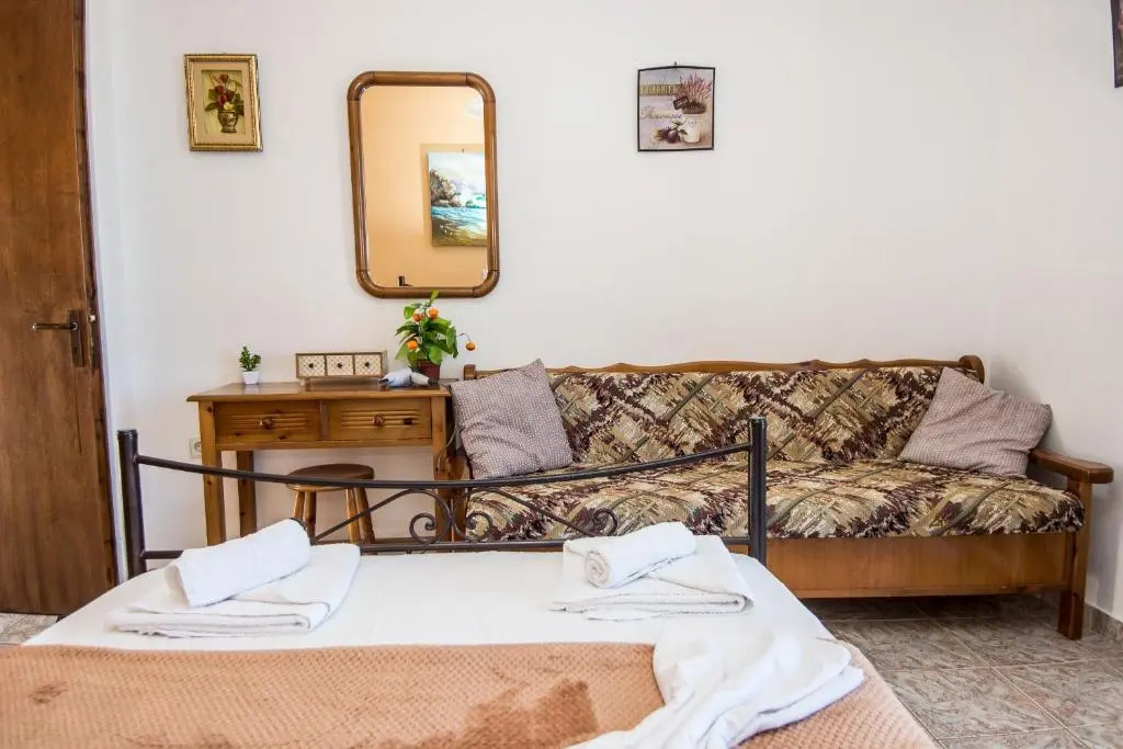 Aristotelis Apartments