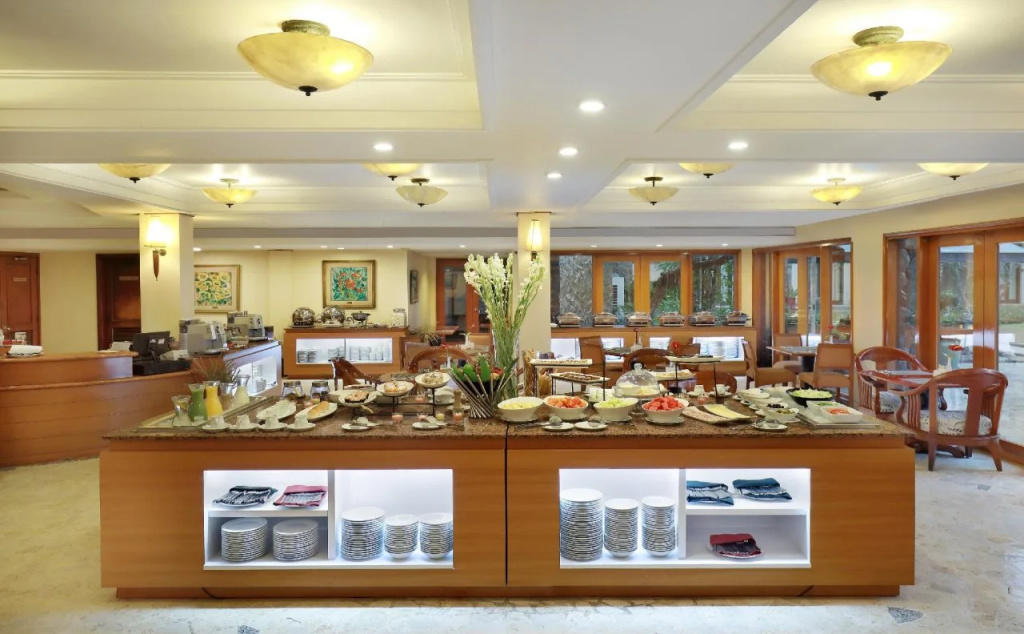 Novotel Surabaya Hotel