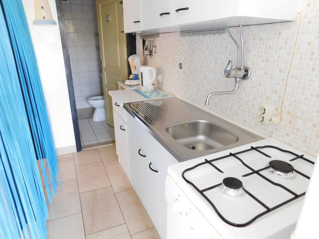 Coloured - Apartments on Island - A1 - Plavi :