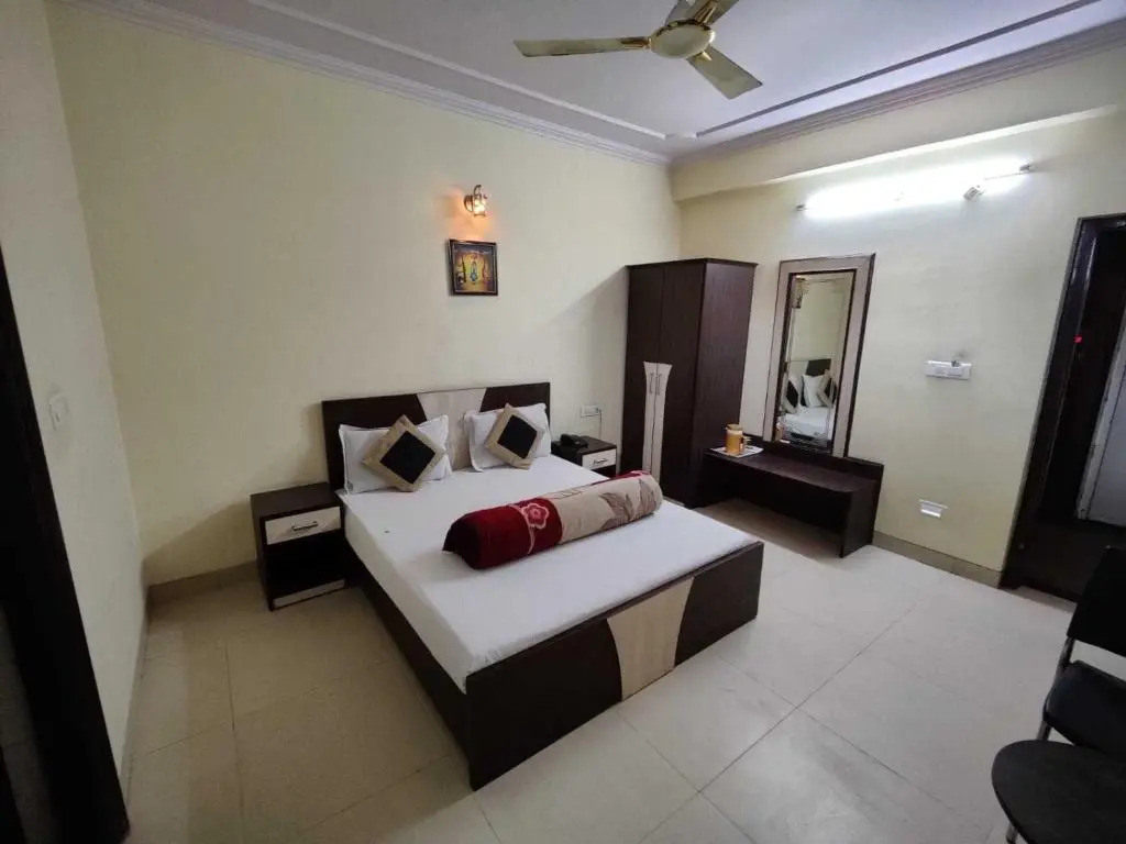 OYO Hotel Arihant Palace