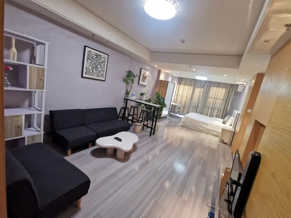 Tiandi Huadian Apartment Qilinshe
