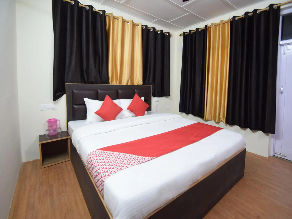 FabHotel Annapurna