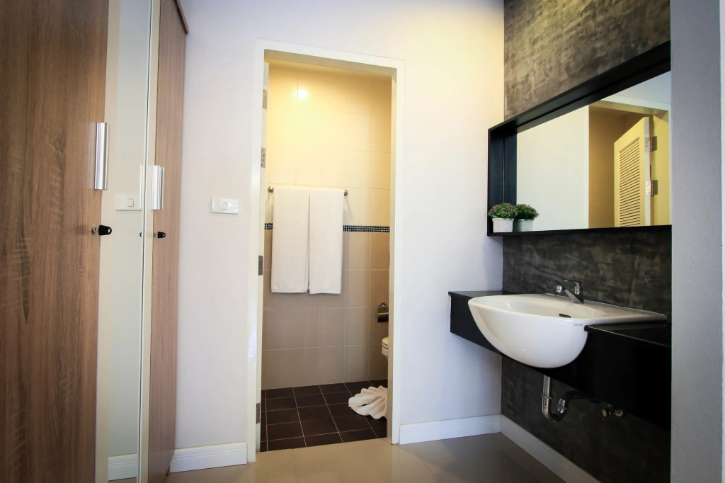 Vipa House Phuket - SHA Extra Plus