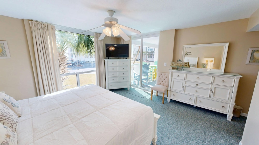 Shoreline Towers 3024 2 Bedroom Condo