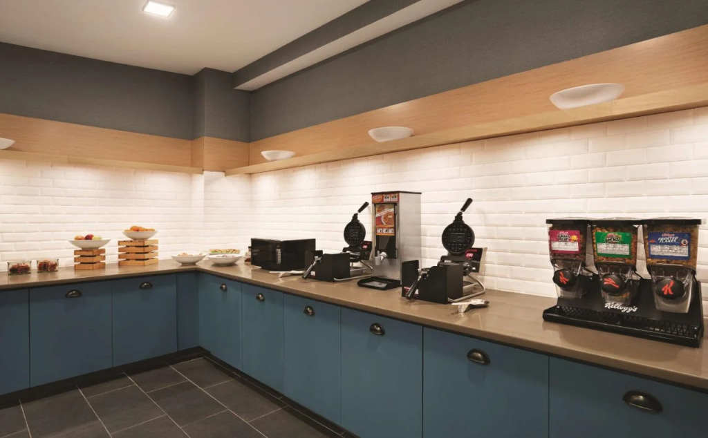 Comfort Inn & Suites Liverpool - Syracuse North