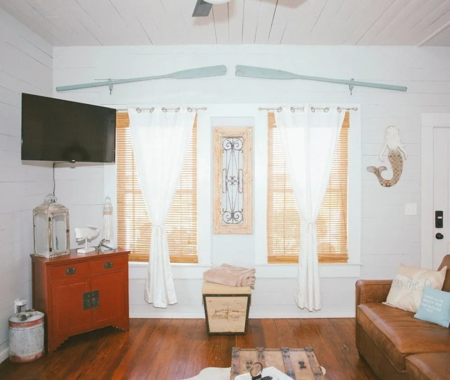 The Knotty Mermaid 2br Home In Galveston 2 Bedroom Home by RedAwning