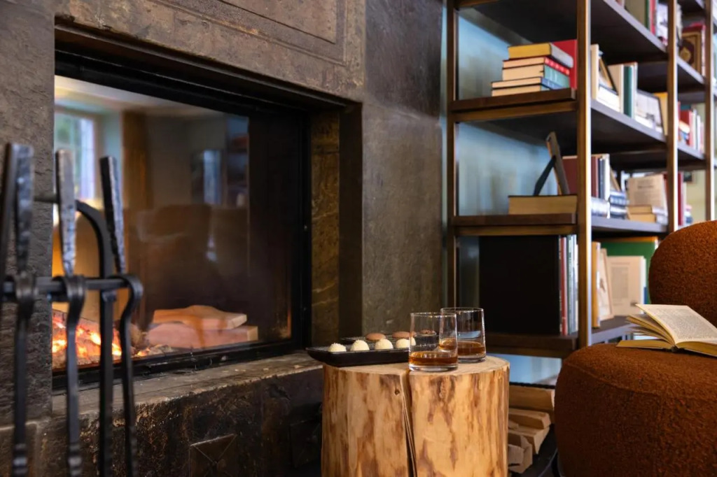 Hotel Adula