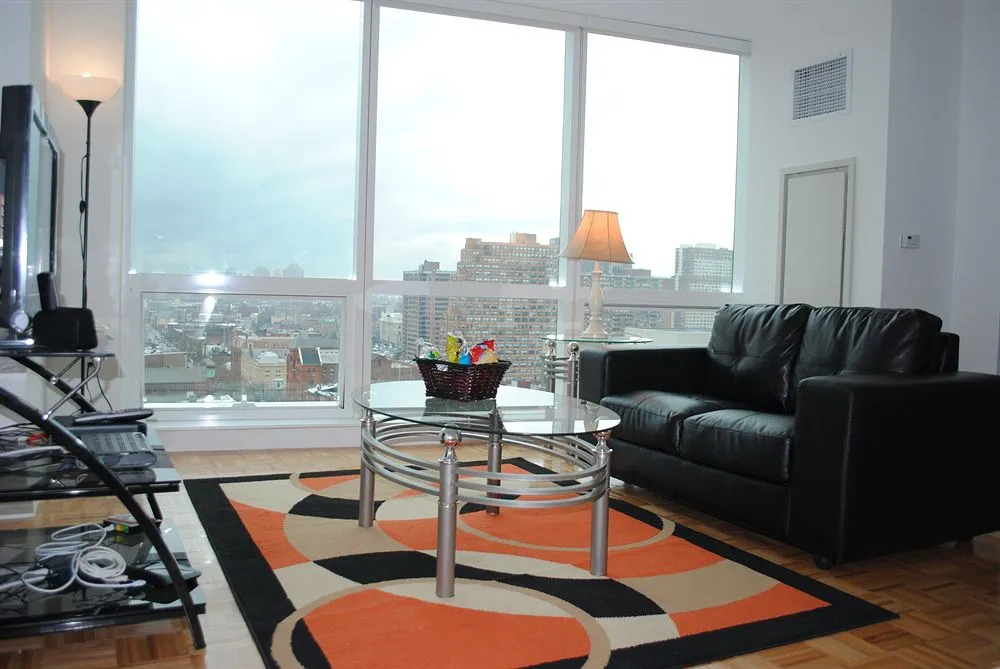Luxy Suites Grand