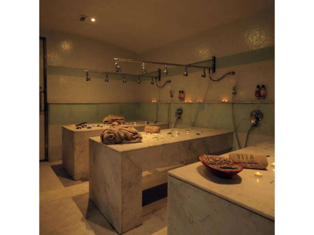 New Hotel Piscine Wellness & Spa