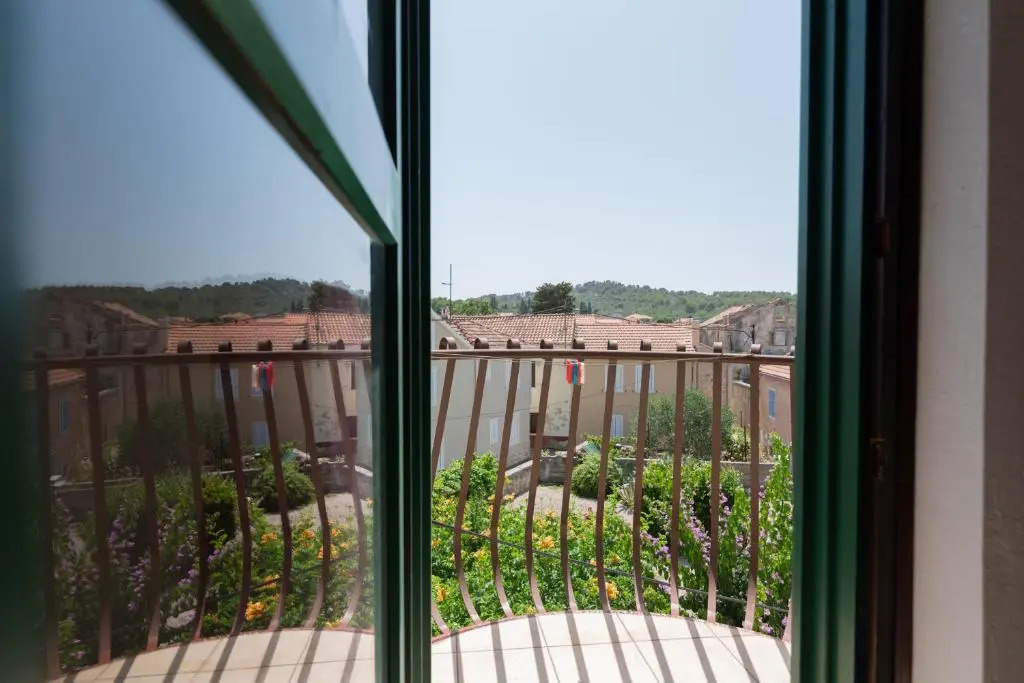 Charming 1-bedroom Apartment Sonia, Sleeps 4