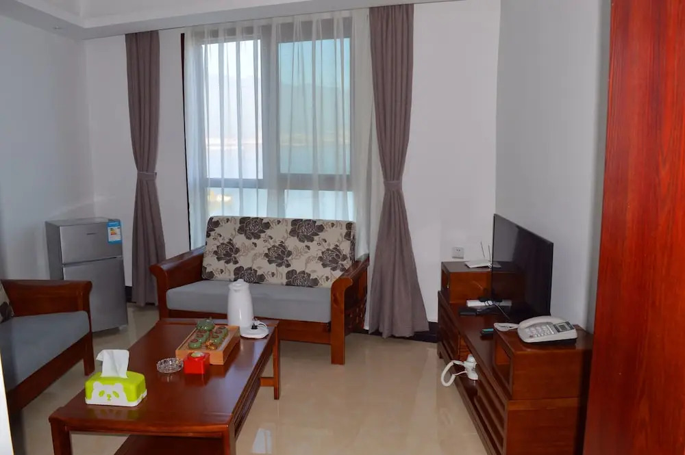 Dali Woju Seaview Hostel
