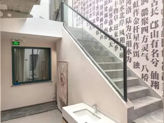 Back Street Xiaozhu Homestay (Lijingmen Cross Street Branch)