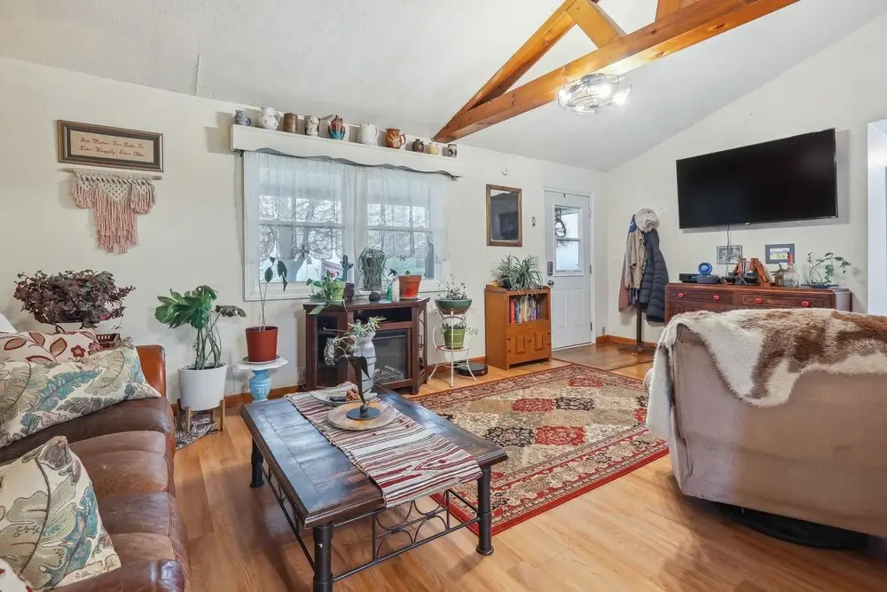 Charming Union Home w/ Backyard, Fire Pit!
