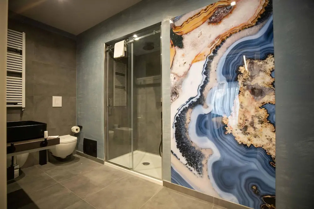 Blu Diamond in Naples