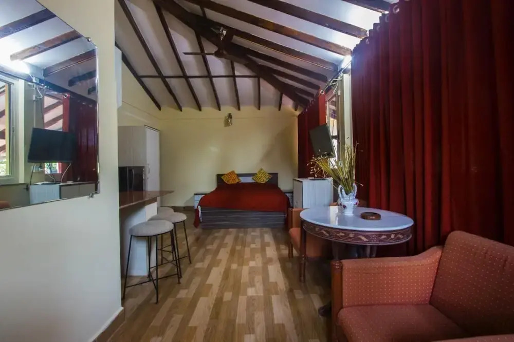 Colors by OYO Rooms
