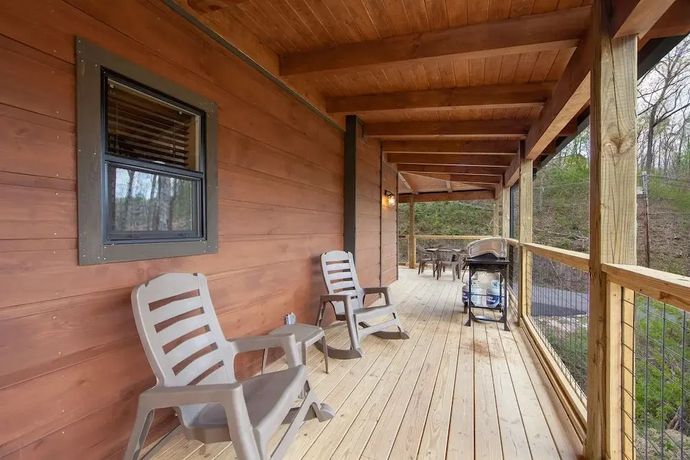 Creekside Manor Too 2 Bedroom Cabin by RedAwning
