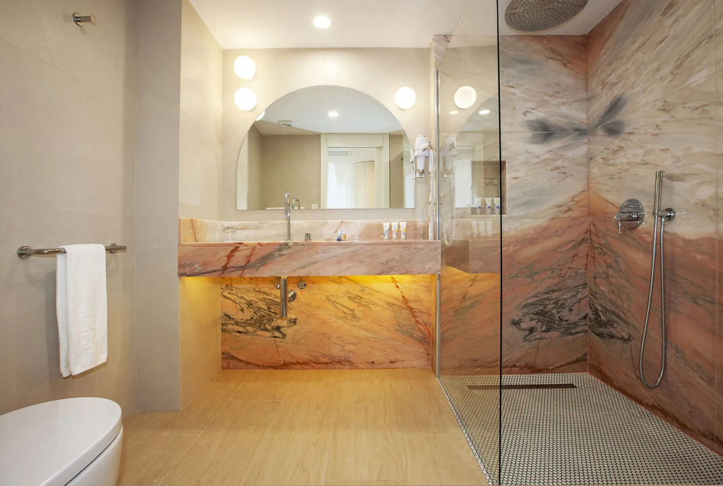 Plus Fariones Habitat