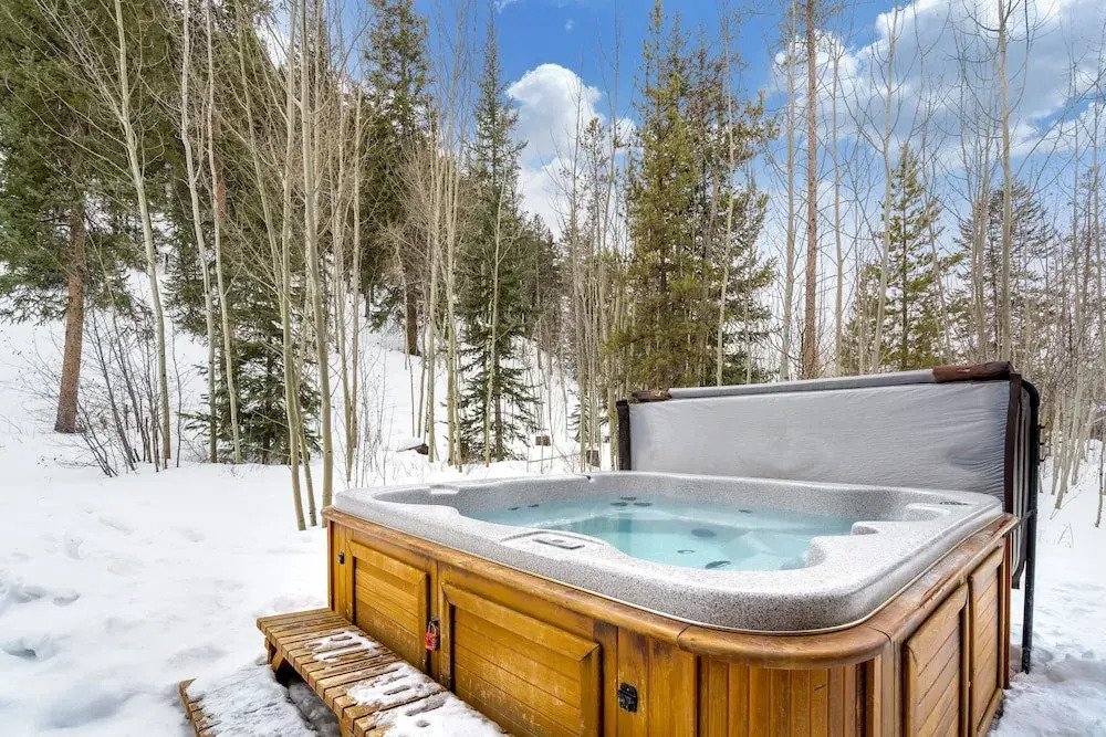 Keystone Gulch 1688 5 Bedroom Estate by RedAwning