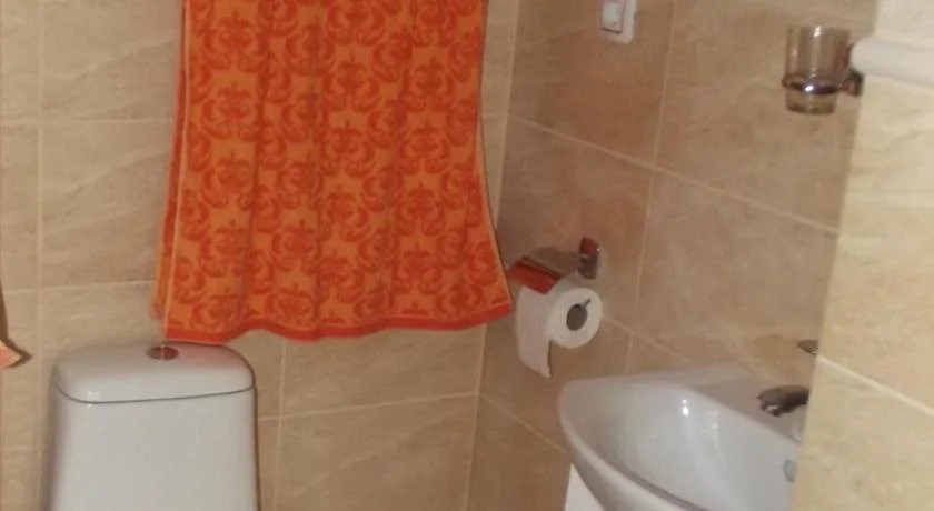 Simona House