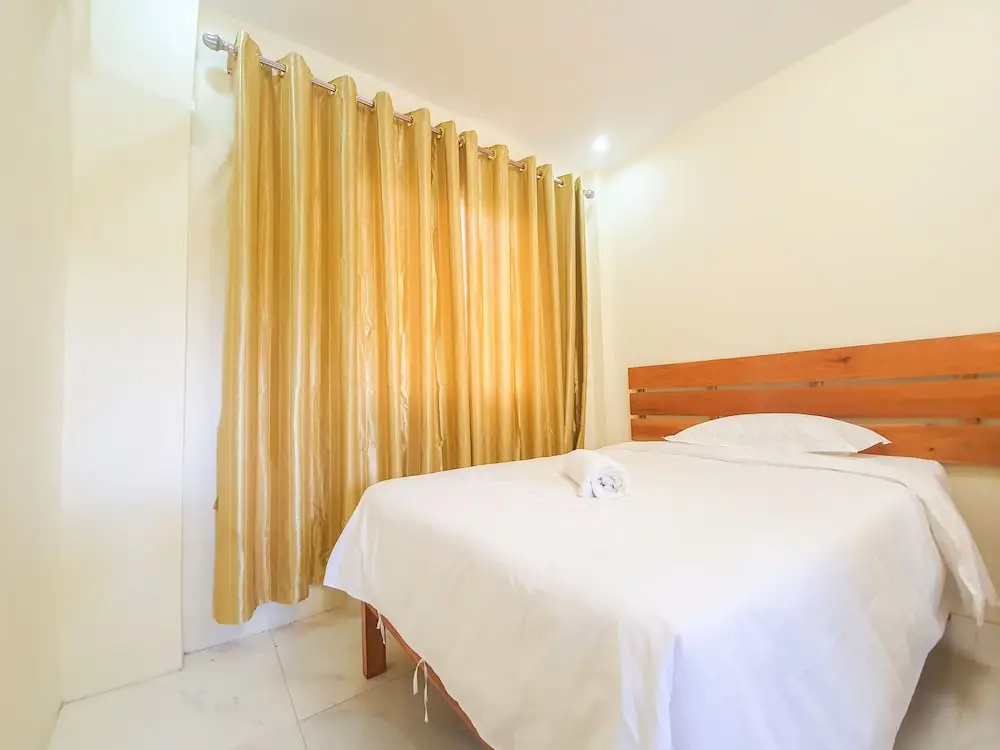 Speed 8 Inn Moalboal