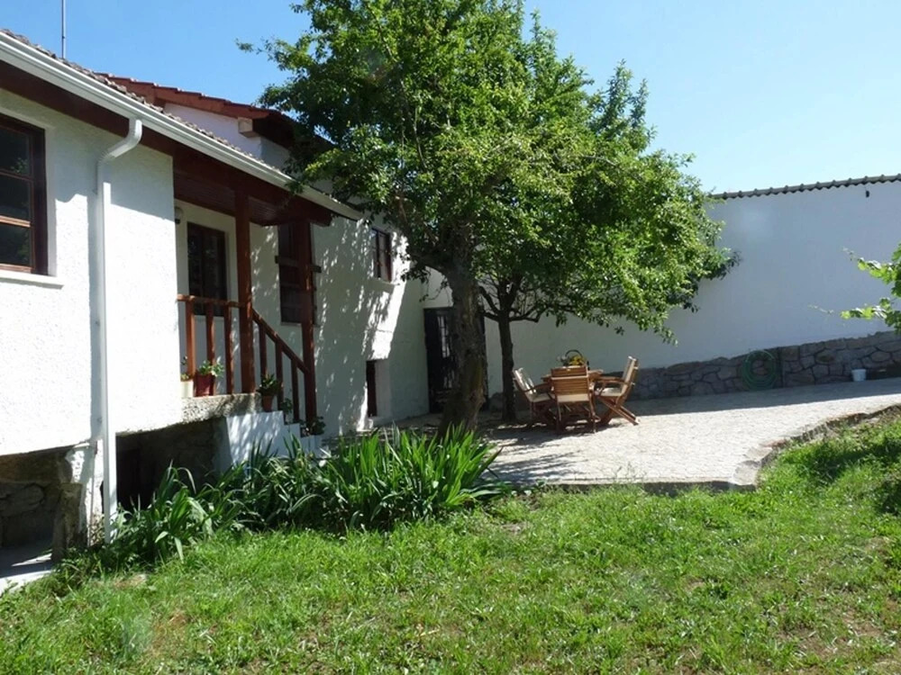 House With 2 Bedrooms in São Pedro do Sul, With Wonderful Mountain Vie
