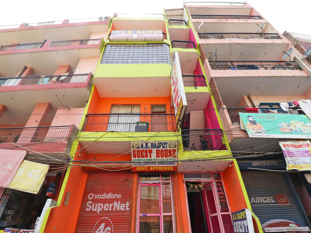 SPOT ON 38175 A K Rajput Guest House