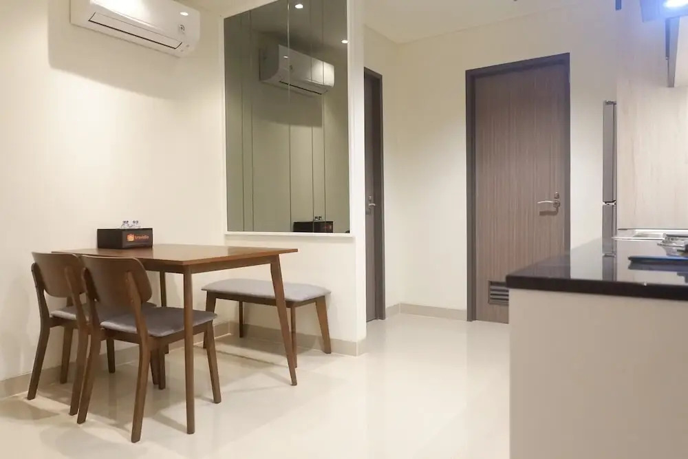 Deluxe 2BR Apartment at Praxis By Travelio