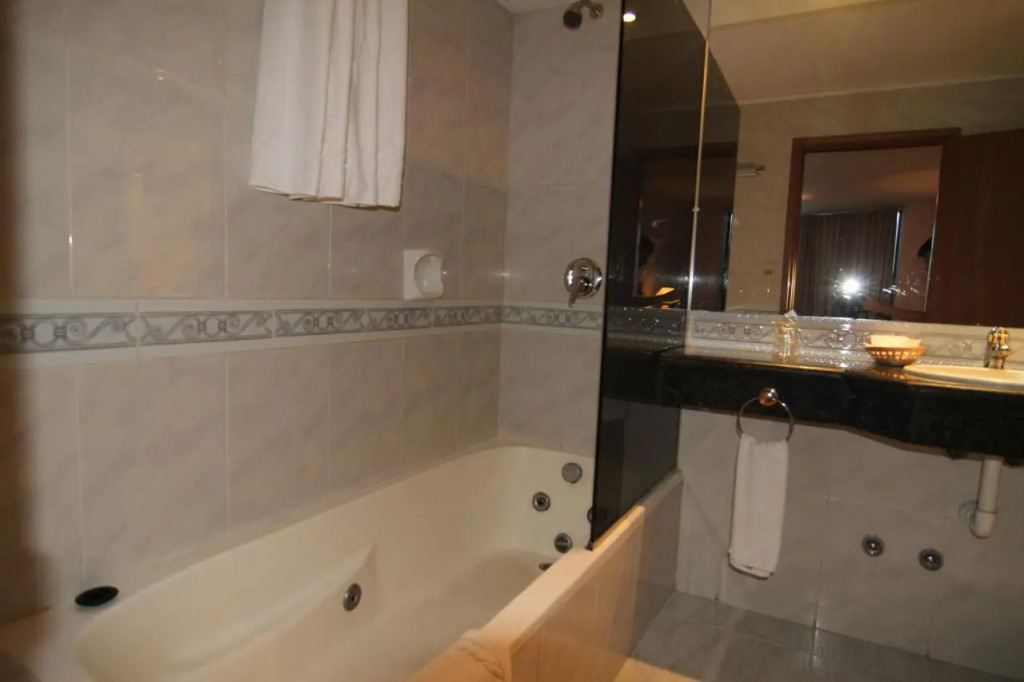 Crystal Palace Hotel