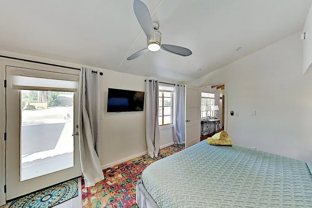 1029 E El Alameda Home 3 Bedrooms 3 Bathrooms Home