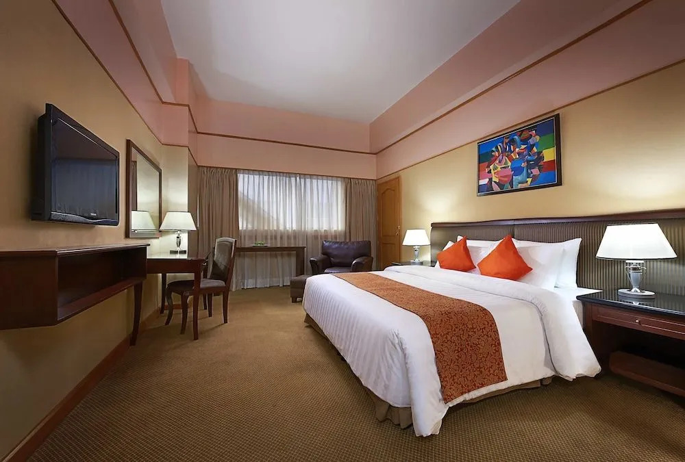 Hotel IVY Plaza