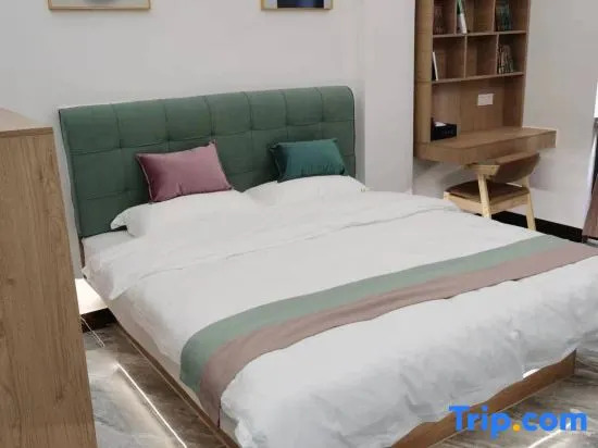 Royal Courtyard Homestay
