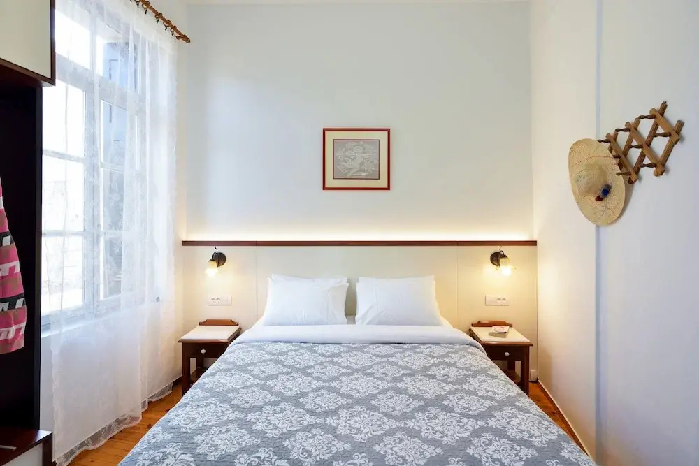 Silde Studios & Apartments