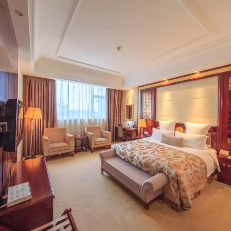 Holiday Inn Sea View