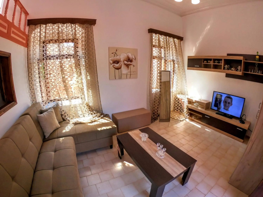 Armonia House