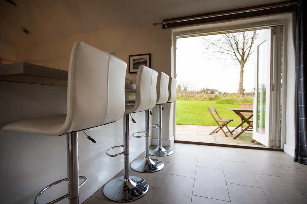 The Blacksmiths - Luxury Cottage Countryside Views Pet Friendly