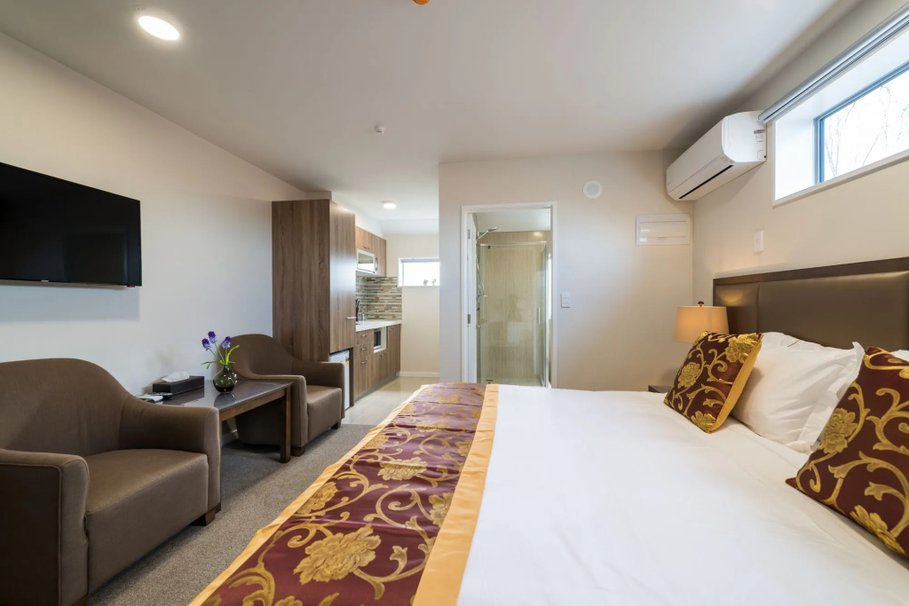 Golden Star Motel