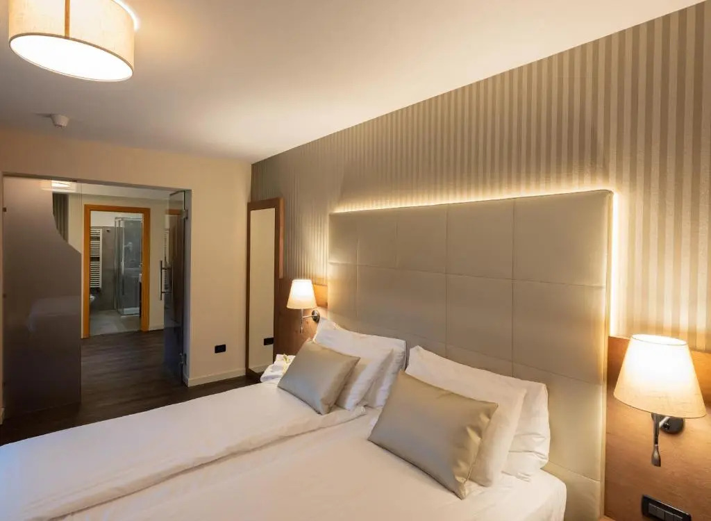 X Alp Hotel