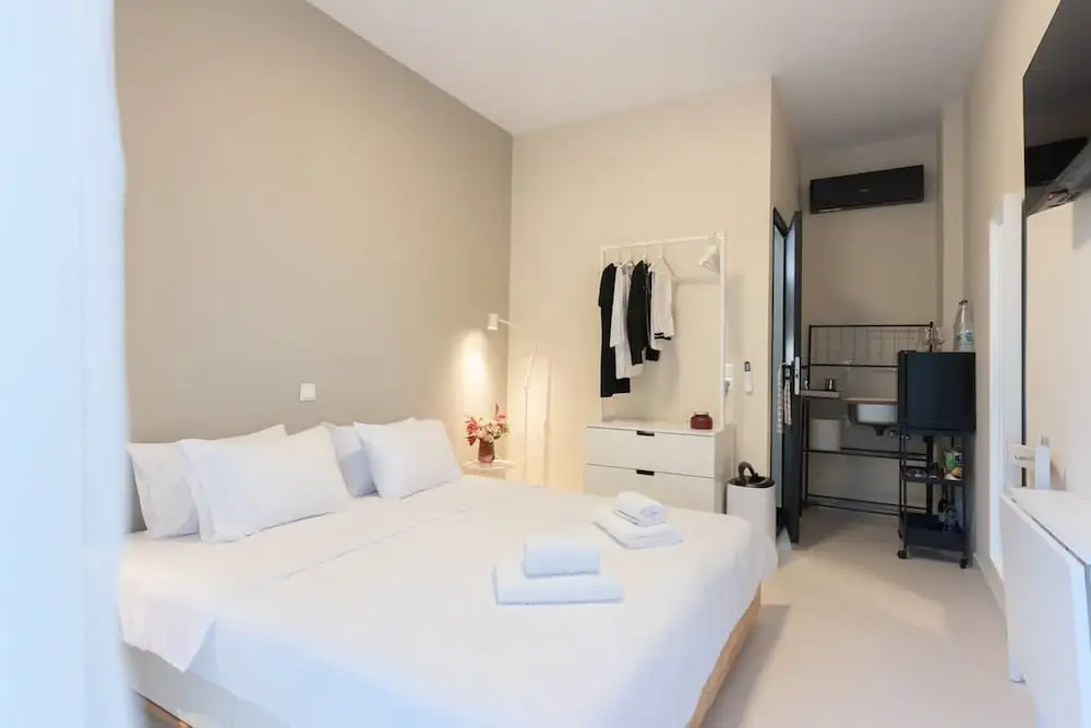 Astra Beach Studio 2